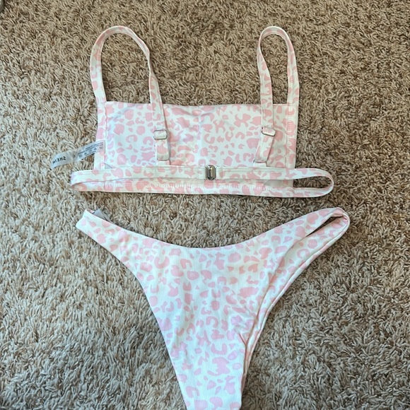 SheIn Bikini Pink and white Cheetah Print - Picture 2 of 4